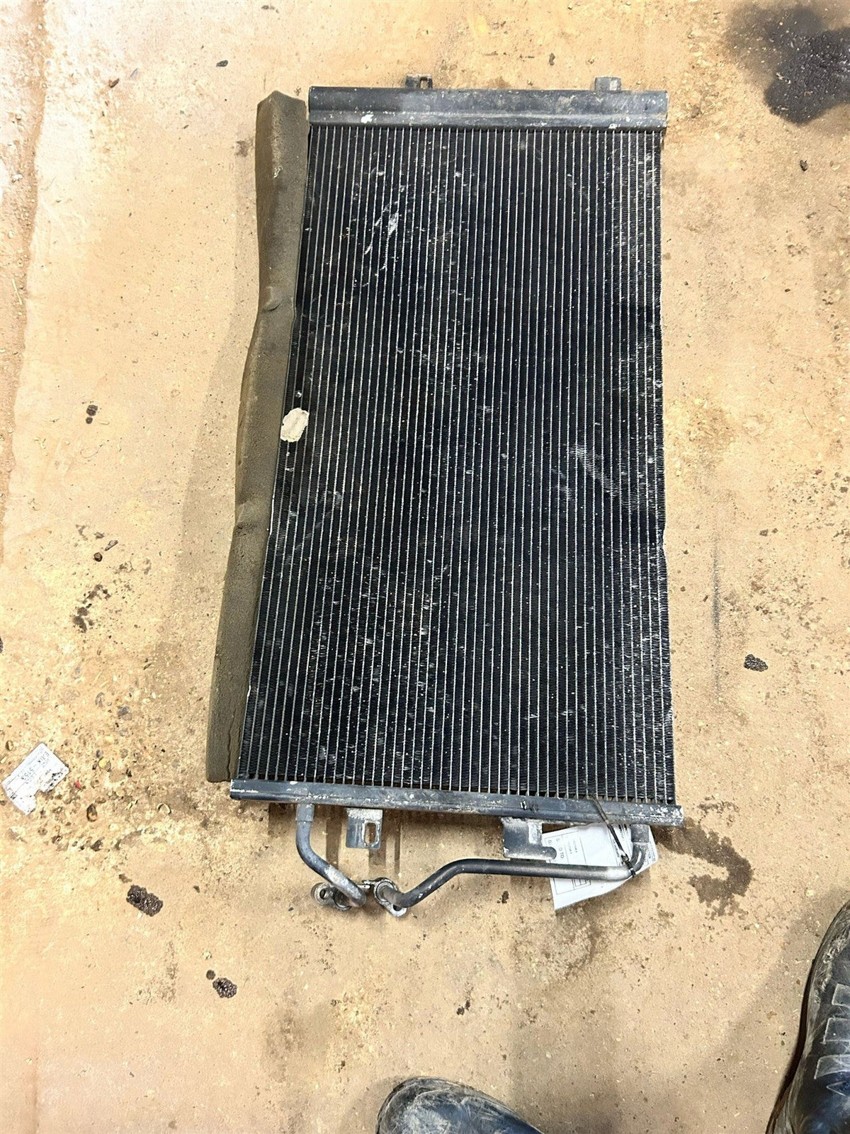 AC Condenser from a 2007 Cadillac, photo 2