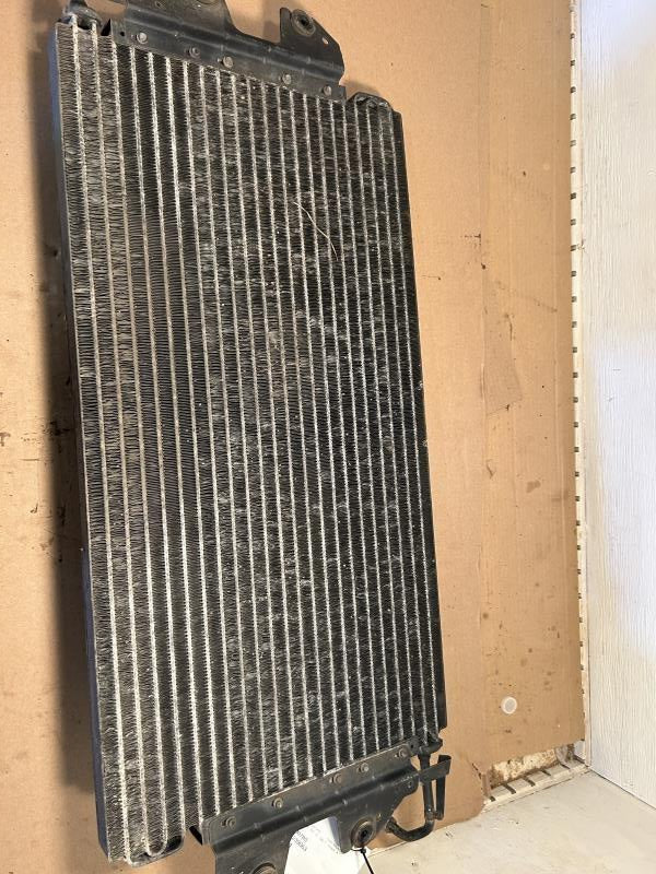 AC Condenser from a 1999 GMC Van, photo 2