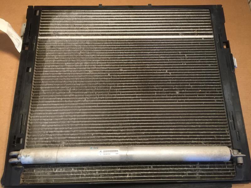 AC Condenser from a 2016 Mercedes-Benz GLE-Class, photo 2
