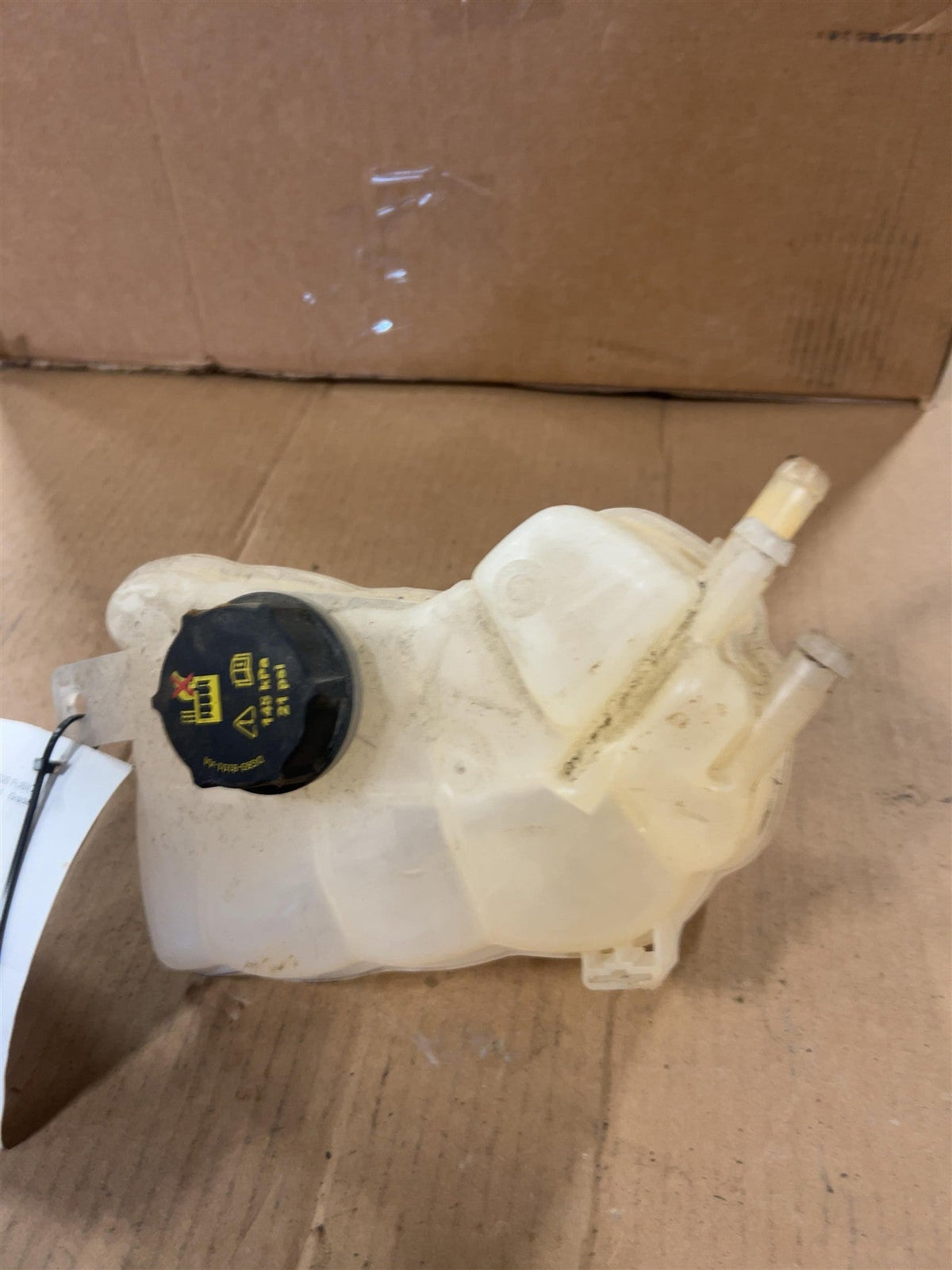 Coolant Reservoir from a 2020 Ford Fusion, photo 2