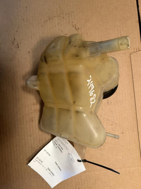 Coolant Reservoir from a 2010 Ford Fusion, photo 2