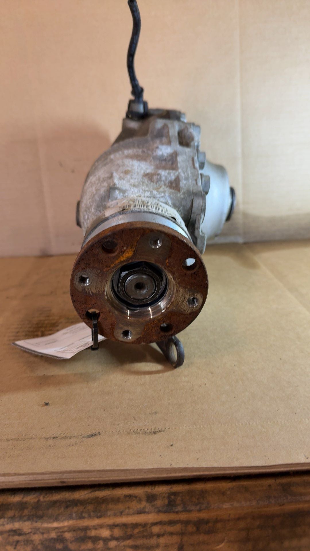 Carrier Assembly from a 2011 BMW X3, front, photo 1