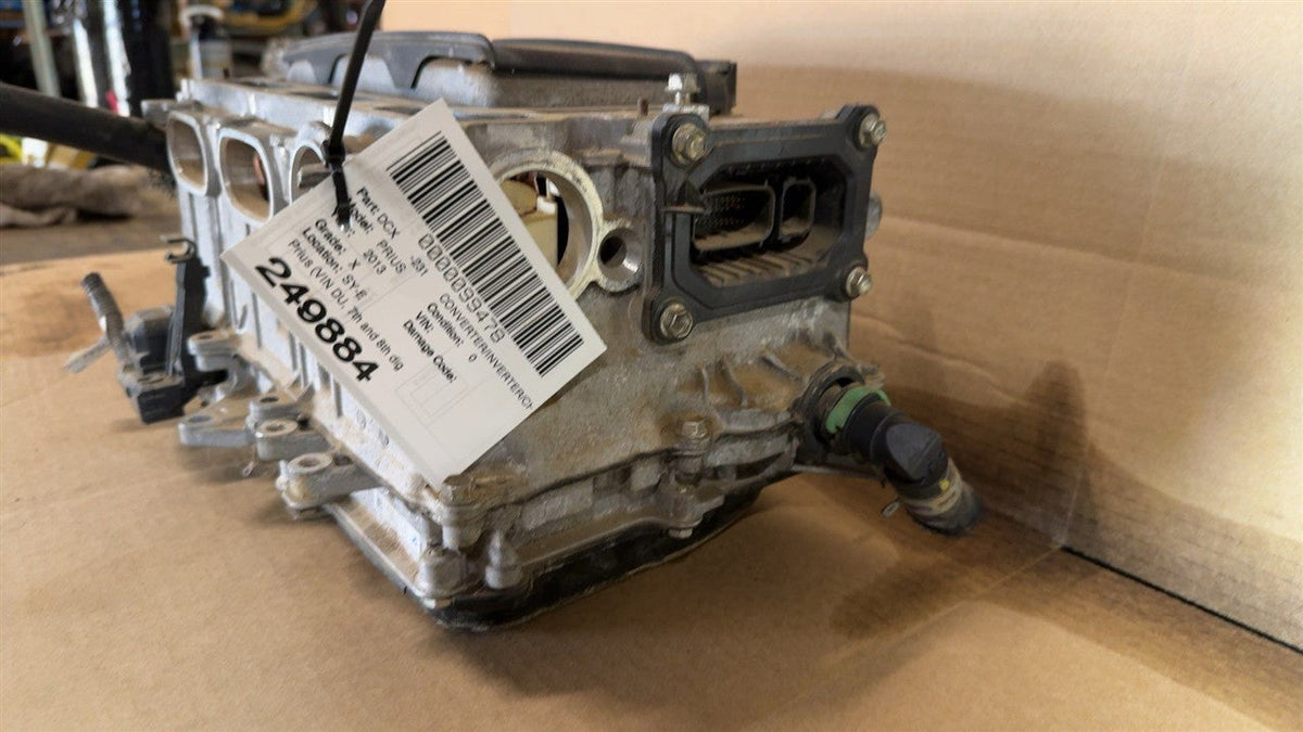 Inverter / Charger from a 2013 Toyota Prius, photo 3