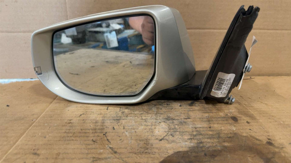 Side View Mirror from a 2015 Cadillac XTS, left side, photo 5