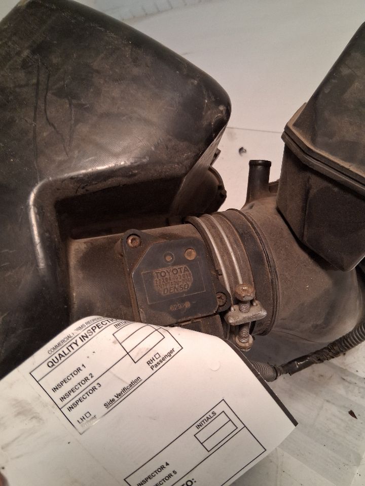 Air Filter Box from a 1999 Lexus RX300, photo 6