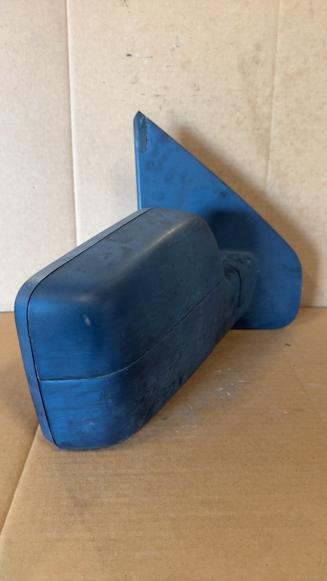Side View Mirror from a 2005 Ford F-150, right side, photo 1