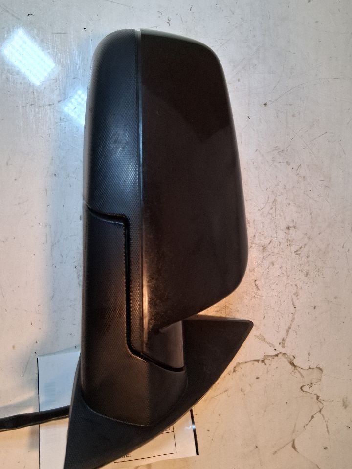 Side View Mirror from a 2014 GMC Terrain, right side, photo 2