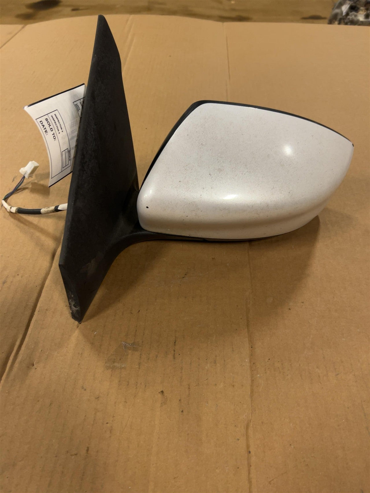 Side View Mirror from a 2017 Nissan Sentra, left side, photo 2