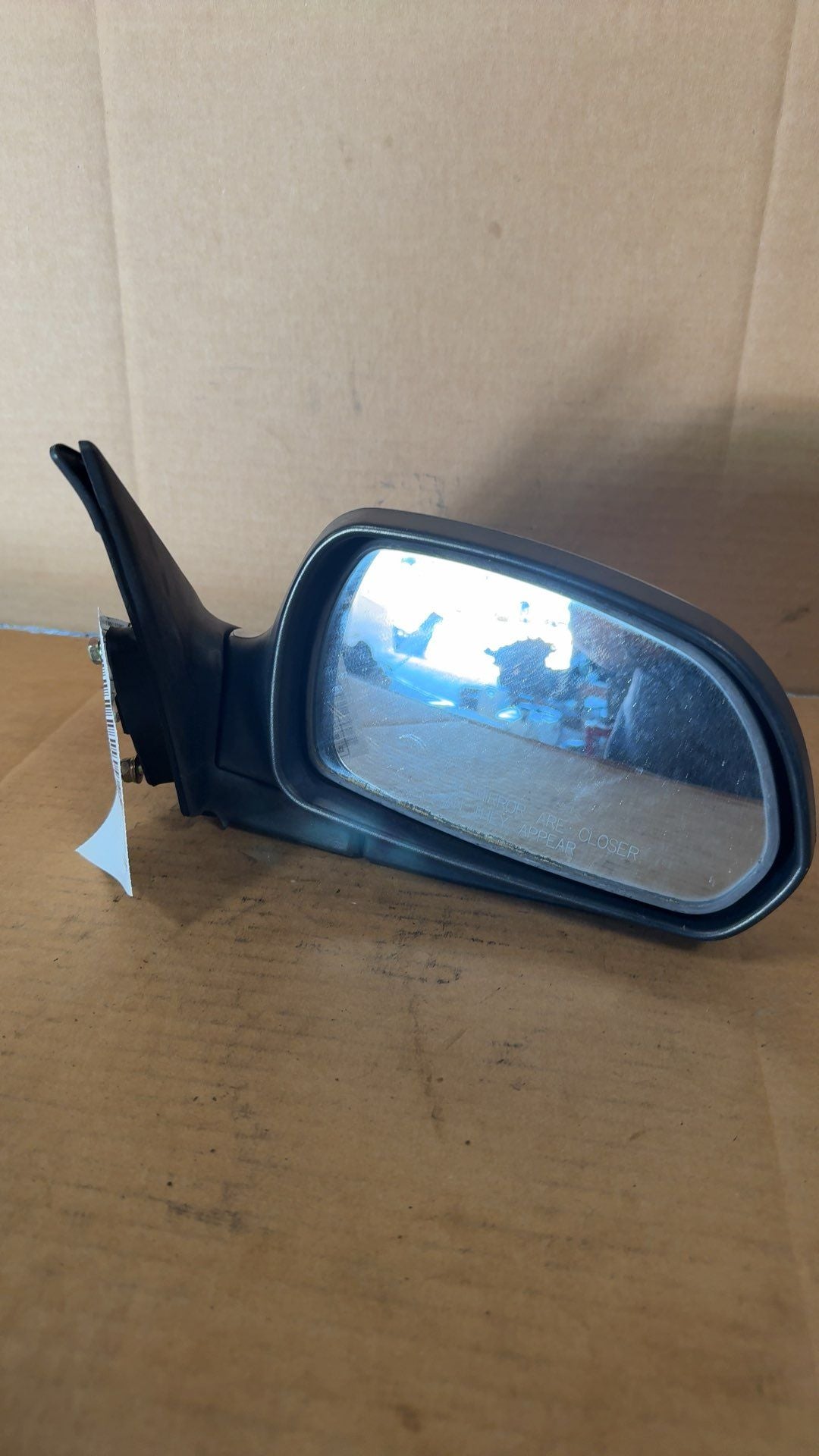 Side View Mirror from a 2005 Hyundai Elantra, right side, photo 4