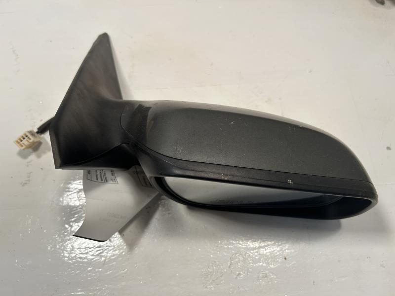 Side View Mirror from a 2005 Mazda 6, right side, photo 2