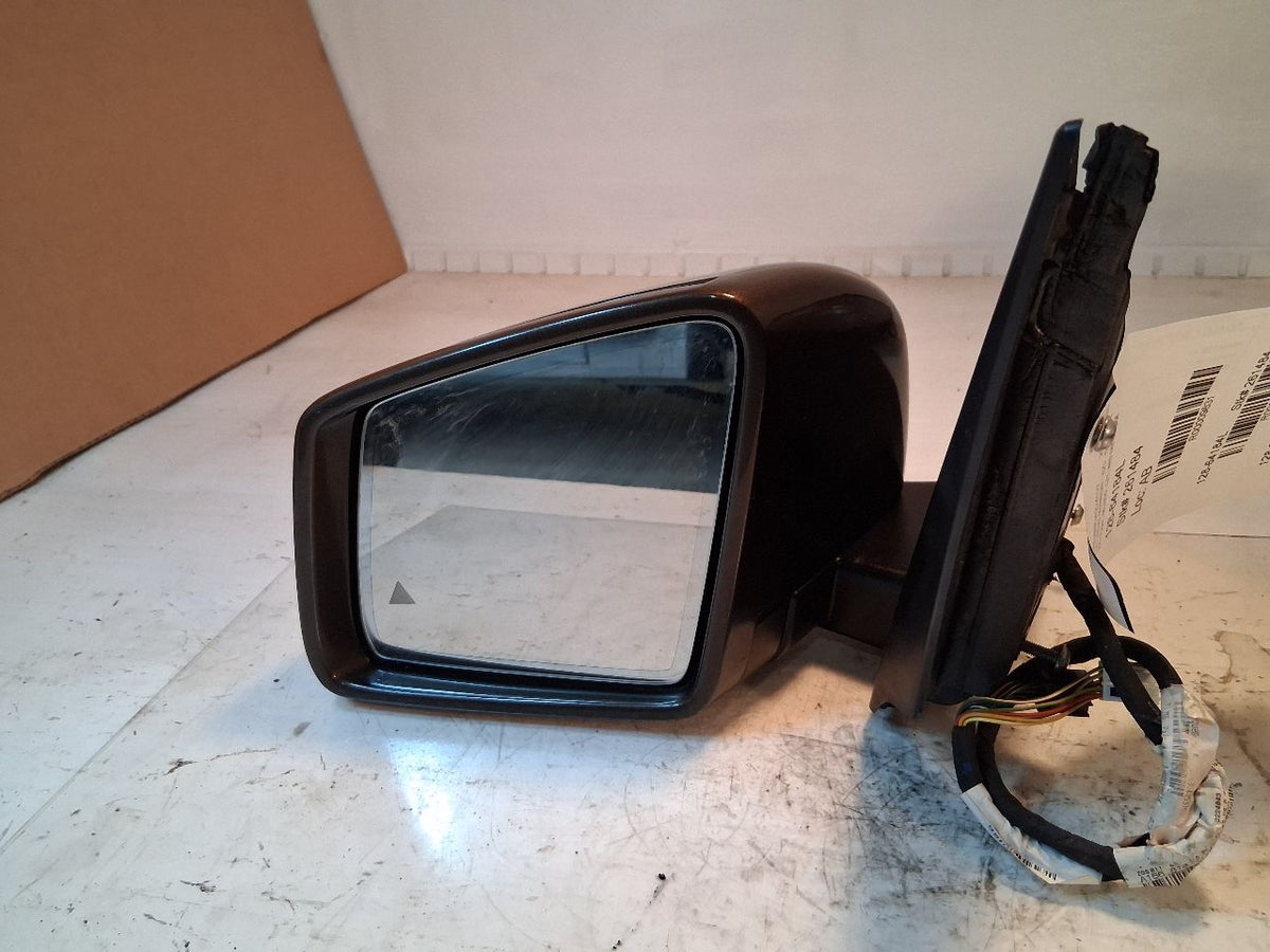 Side View Mirror from a 2013 Mercedes-Benz ML-Class, left side, photo 4