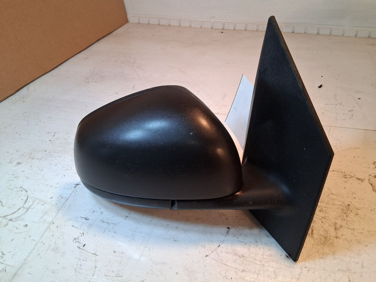 Side View Mirror from a 2016 Smart, right side, photo 2