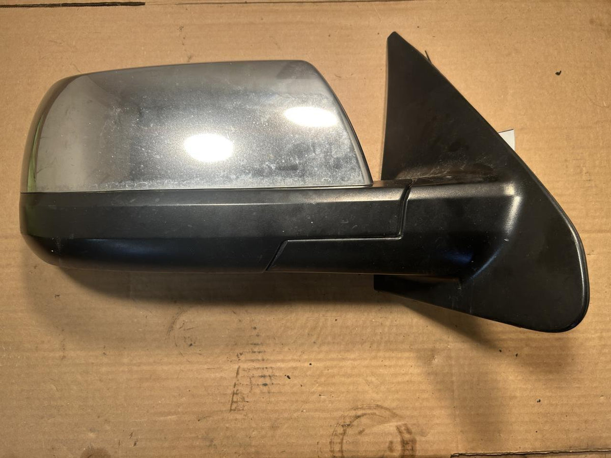 Side View Mirror from a 2008 Toyota Tundra, right side, photo 2