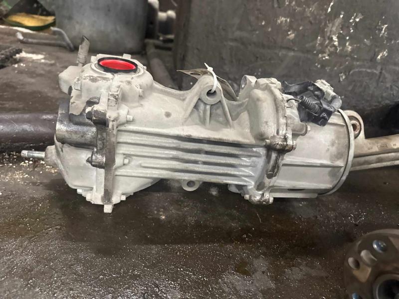 2014-2020 Nissan Rogue Rear Differential Carrier Assembly