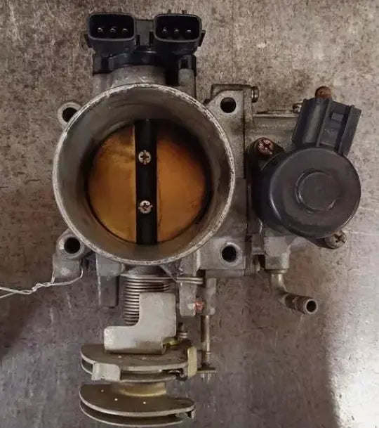 INFINITI QX4 2001 2002 2003 Throttle Body/Throttle Valve Housing OEM - Used - Photo 2
