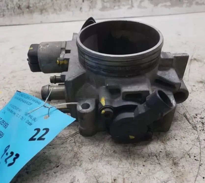 Throttle Body Throttle Valve Assembly 4-146 2.4L Fits 97-98 Chevrolet CAVALIER - Used OEM Auto Part - Photo 3