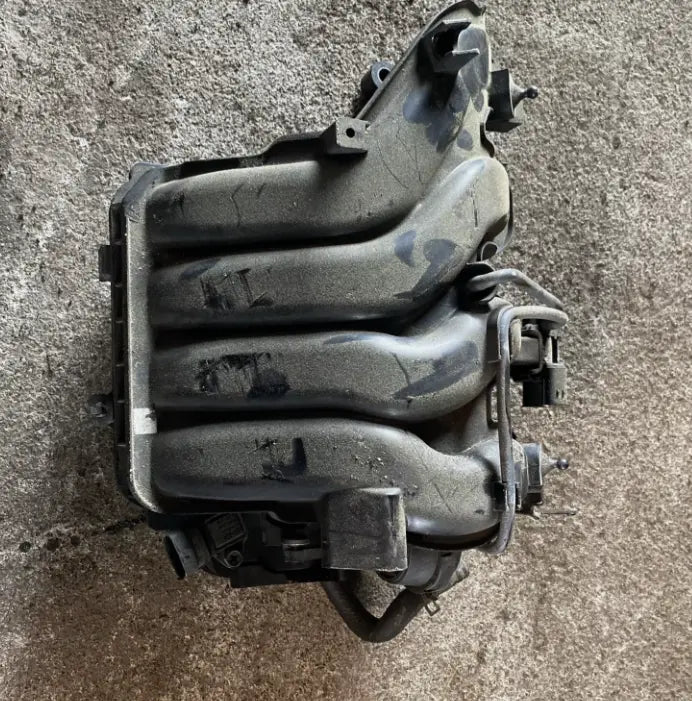 Hyundai Veloster Naturally Aspirated Intake Manifold 2013-2017 OEM WARRANTY - Used