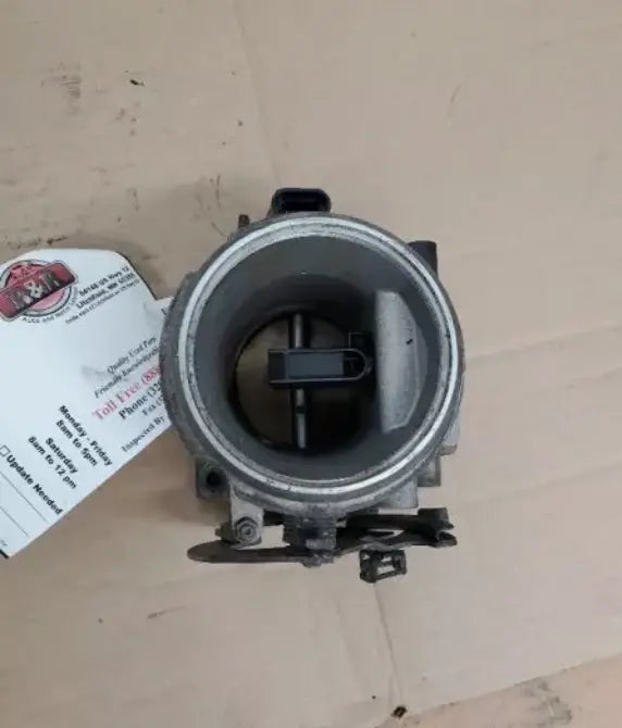 Throttle Body Valve 3.8L VIN K Fits 2000-2005 Chevrolet IMPALA WARRANTY - Used OEM Auto Part - Photo 3