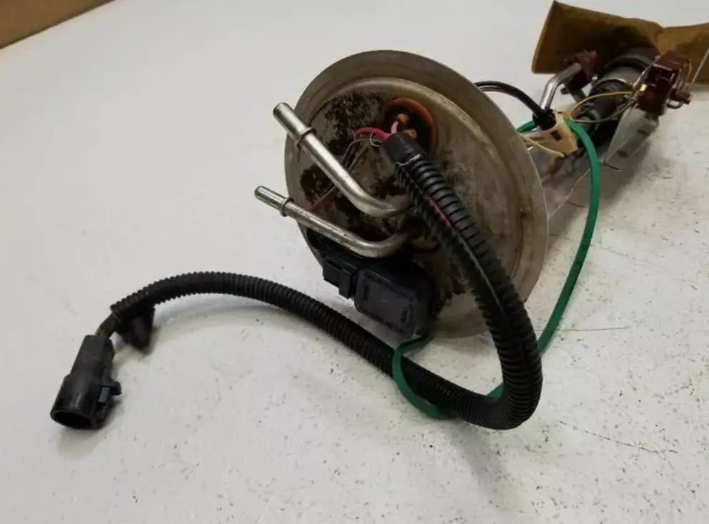 LINCOLN NAVIGATOR 2001-2002 FUEL GAS PUMP ASSEMBLY TANK MOUNTED 4X2 Warranty - Used OEM Auto Part - Photo 3