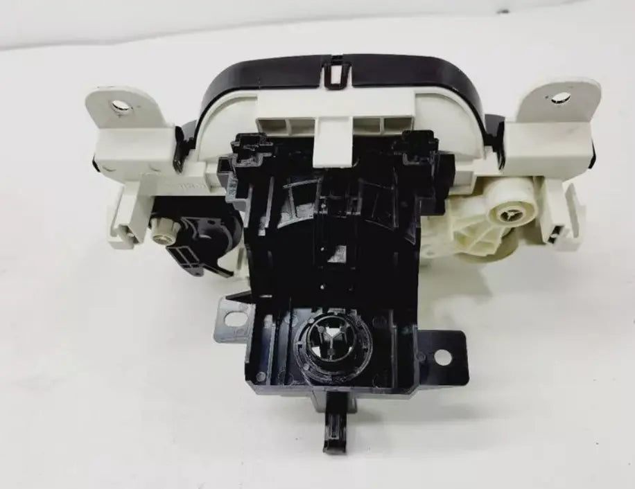 2011-2014 MAZDA 2 Heater AC A/C Tem Climate Control Unit OEM 11 12 13 14 WARRANY - Used - Photo 2