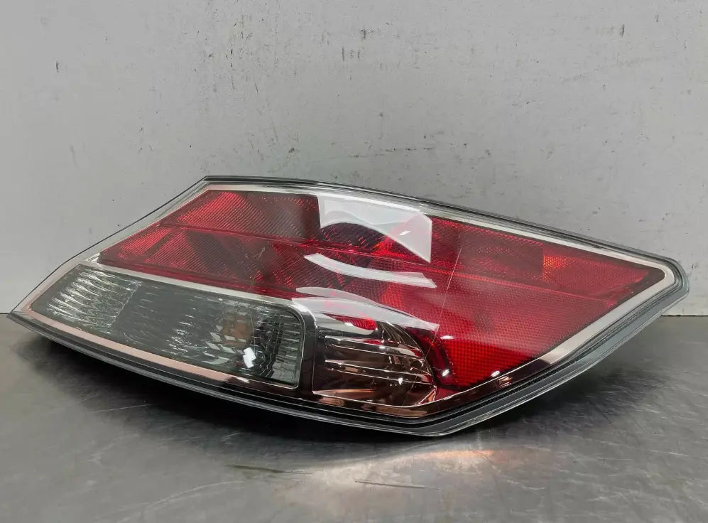 Acura TL 2012 -2014 RIGHT RH PASSENGER TAIL LIGHT LAMP ASSEMBLY - Used OEM Auto Part - Photo 2