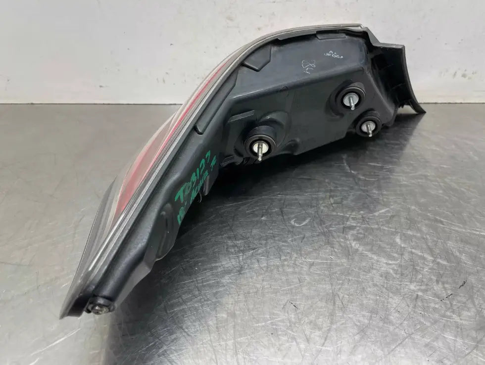 Acura TL 2012 -2014 RIGHT RH PASSENGER TAIL LIGHT LAMP ASSEMBLY - Used OEM Auto Part - Photo 3