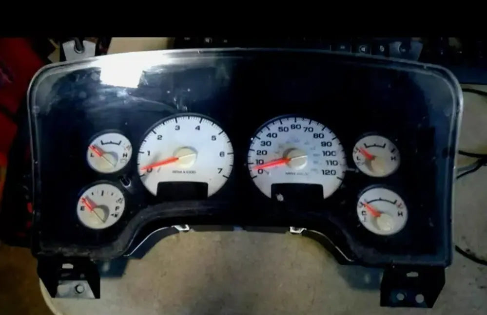 2004-2005 Dodge Ram 2500 Pickup Speedometer Instrument Gauge Cluster MPH - Used OEM Auto Part