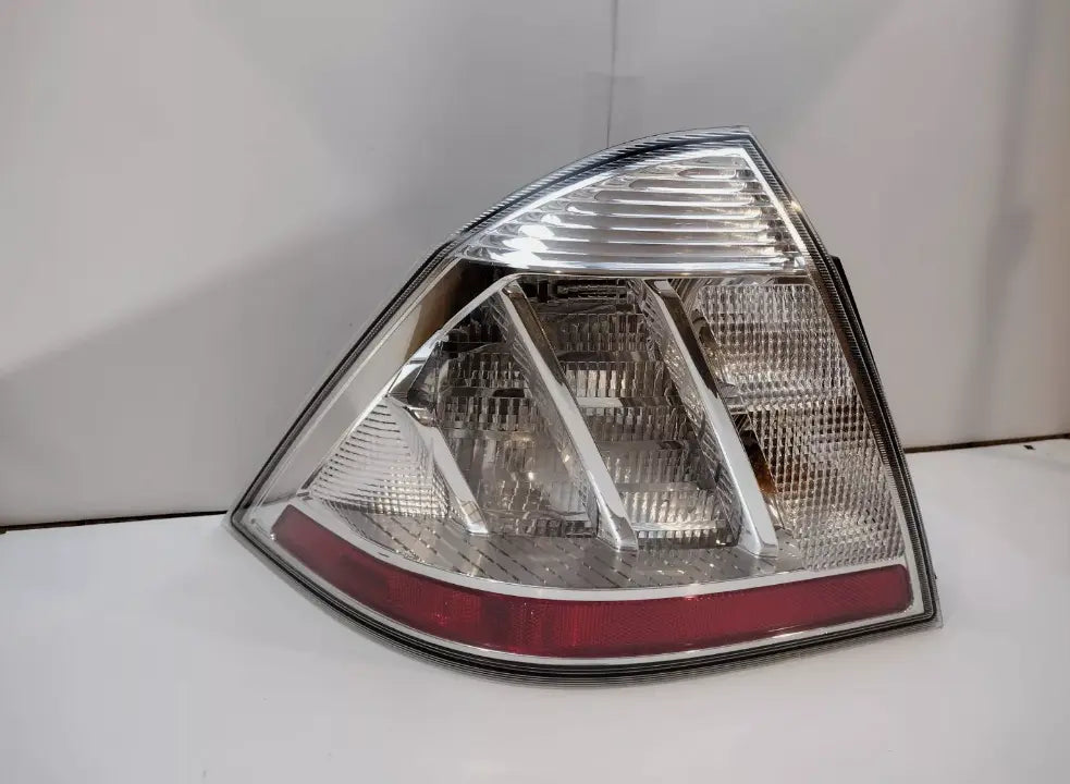MERCURY SABLE 2008-2009 REAR DRIVER SIDE BRAKE TAIL LIGHT LAMP LH OEM - Used - Photo 2