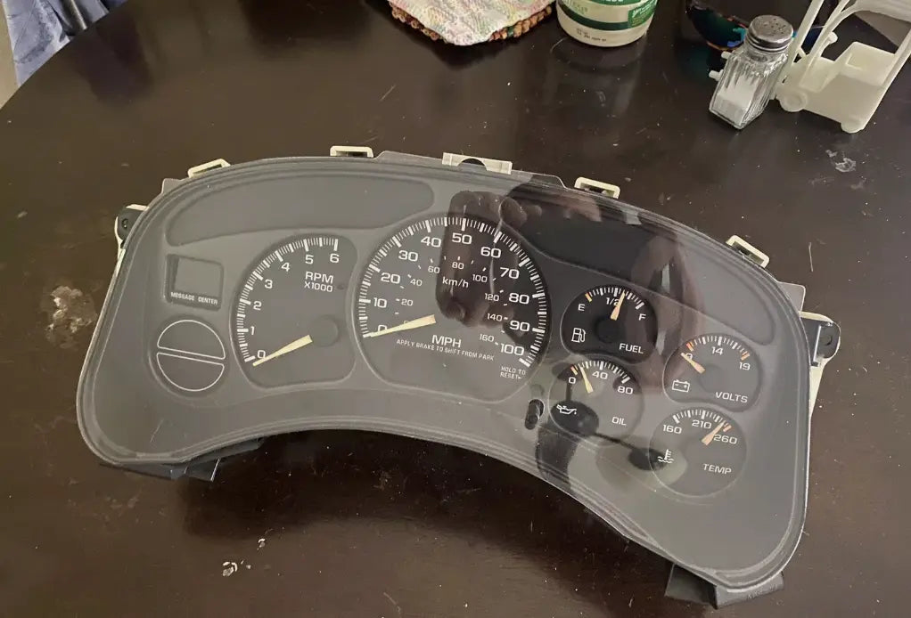 2000-2002 Chevy GMC Pickup & Truck Dash Instrument Gauge Cluster Assembly MPH OE - Used OEM Auto Part
