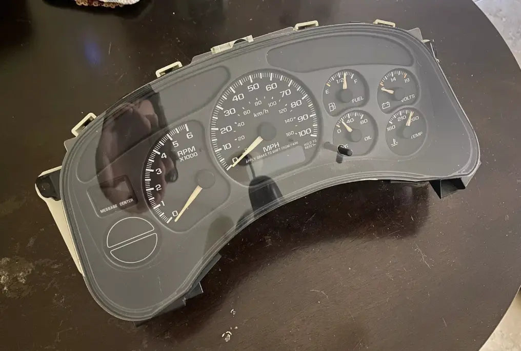 2000-2002 Chevy GMC Pickup & Truck Dash Instrument Gauge Cluster Assembly MPH OE - Used OEM Auto Part - Photo 2