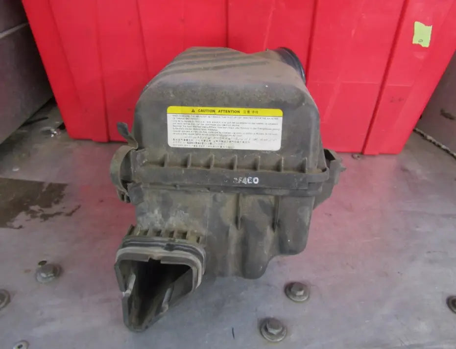 KIA SPECTRA 2004-06 2.0L Engine Air Intake Cleaner Filter Housing WARRANTY - Used OEM Auto Part - Photo 2