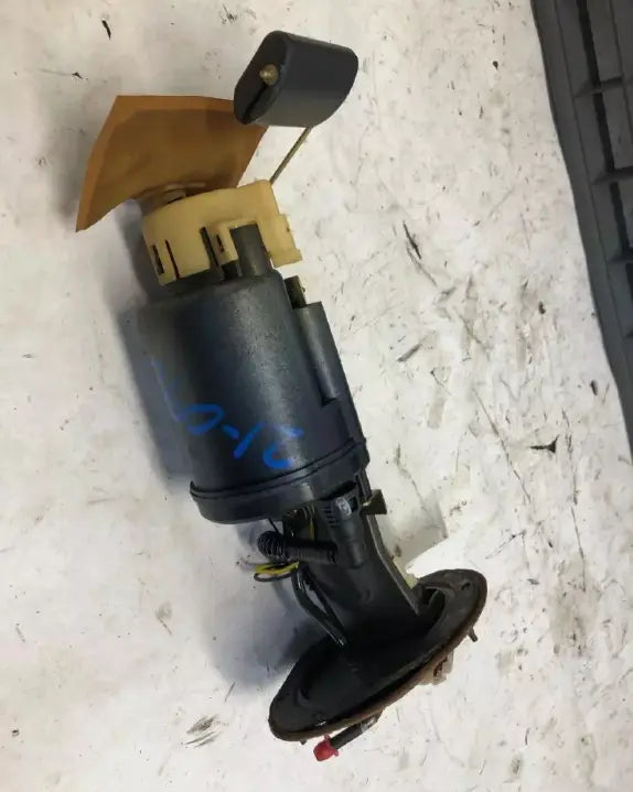 Fuel Pump Assembly 2.7L 6 Cylinder Fits 2003-2005 Hyundai Sonata WARRANTY - Used OEM Auto Part - Photo 2