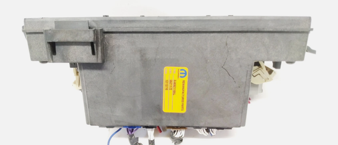 Remanufactured Dodge Ram Truck 2007 TIPM Totally Integrated Power Module Fuse Box R4692118AL - Used OEM Auto Part