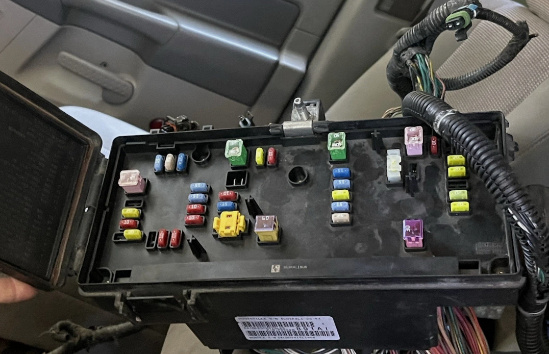 2006 Dodge Ram 2500-3500 Totally Integrated Power Module, 4X4 5.9L Diesel, Part #891 - Used OEM Auto Part