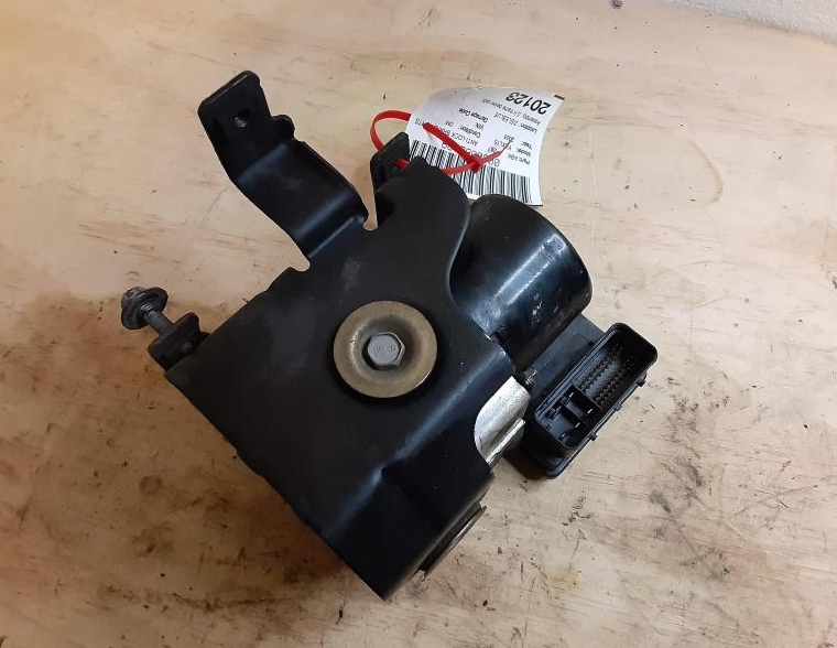 2005-2006 Chevy Avalache Escalade Suburban Tahoe Yukon Abs pump assembly 4x4