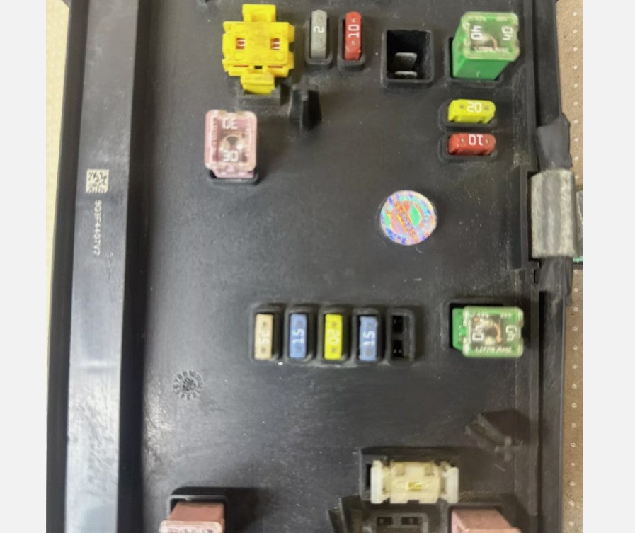 2006-09 DODGE RAM 1500 2500 FUSEBOX w/ TIPM TOTALLY INTEGRATED POWER MODULE 002 - Used OEM Auto Part - Photo 3