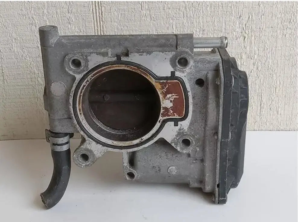 Throttle Body Throttle Valve Assembly 2.3L Fits 2006-2009 FORD FUSION WARRANTY - Used OEM Auto Part - Photo 3