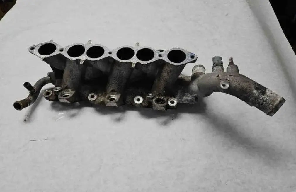 2000-2004 Nissan Xterra 6 Cylinder Lower Intake Manifold WARRANTY - Used OEM Auto Part
