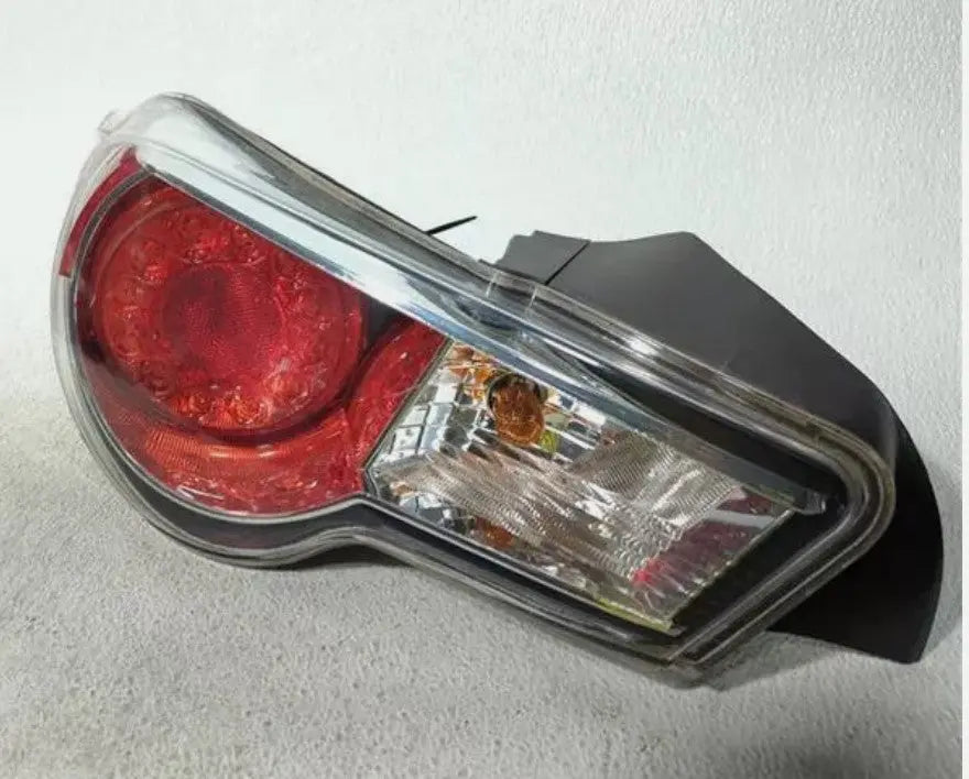 Left Tail Light OEM 2013 2014 2015 2016 Subaru BR-Z BRZ - Used