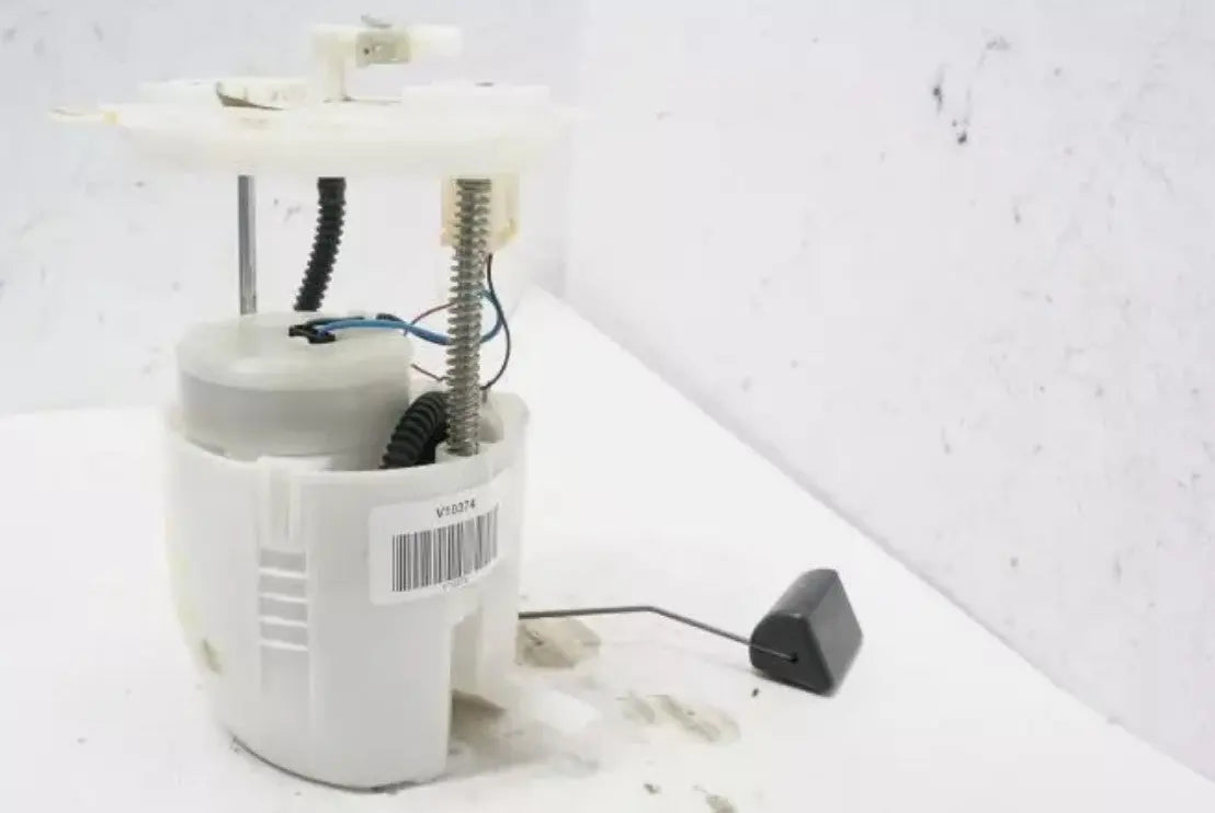 Fuel Pump Assembly AWD Fits 2007-2010 FORD EDGE Warranty - Used OEM Auto Part