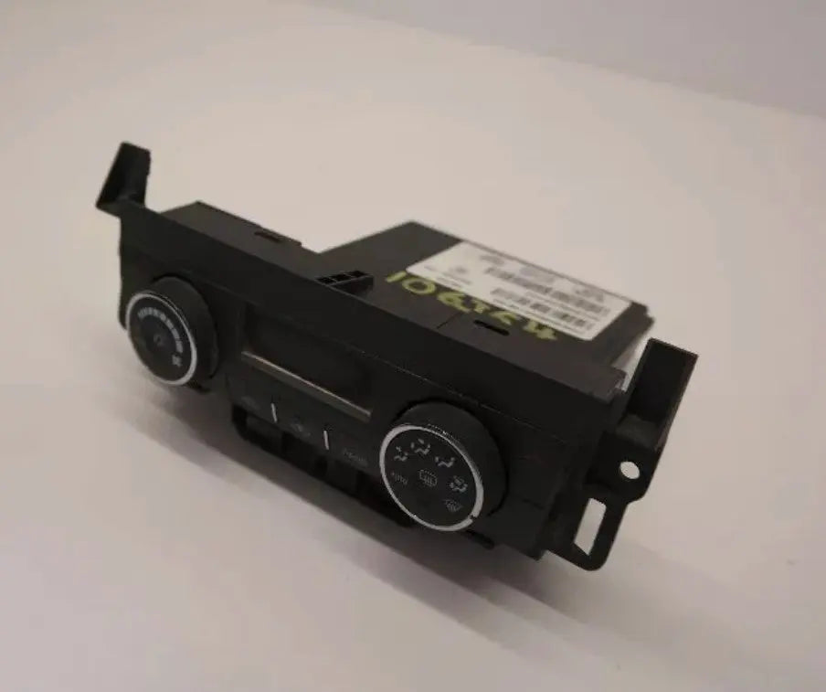 BUICK LUCERNE 2006 AUTO CONTROL (OPT CJ2) HEATER A/C CLIMATE CONTROLS WARRANTY - Used OEM Auto Part