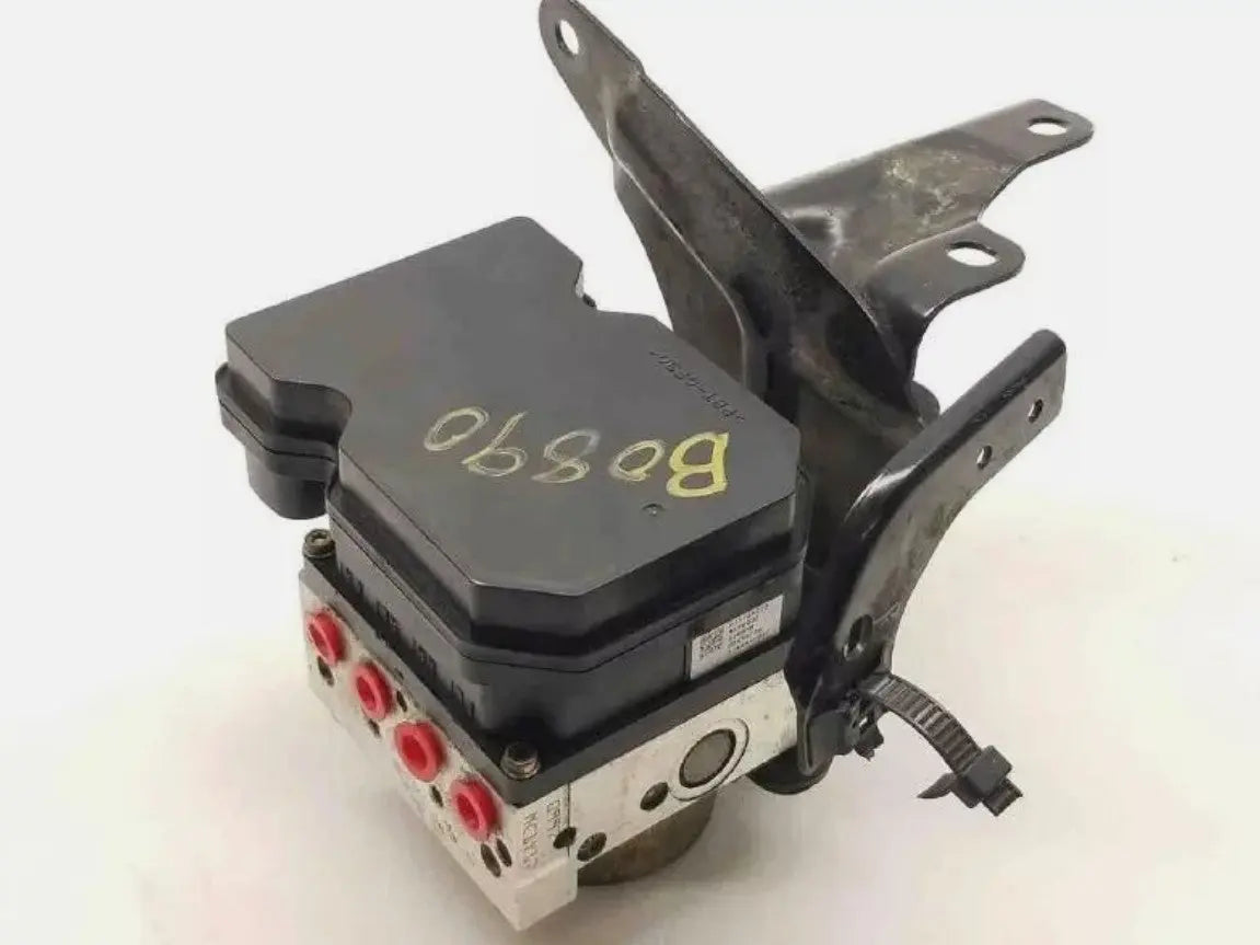 2002 - 2004 INFINITI I35 Nissan Maxima Anti-Lock Brake Pump Abs Pump OEM WARRANTY - Used - Photo 2