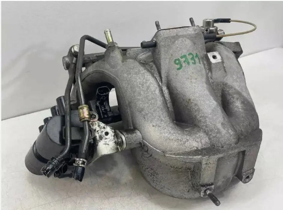 Engine Intake Manifold Fits 1998-2000 ISUZU AMIGO 2.2L 4 Cyl WARRANTY - Used OEM Auto Part - Photo 2