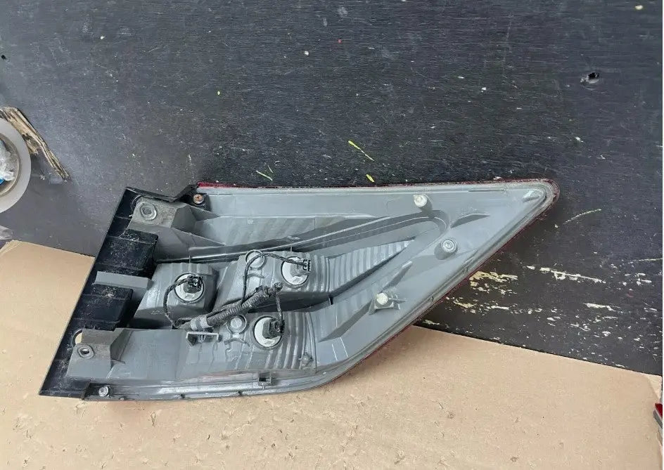 Honda Accord Crosstour 2010-2012 Tail light Left Driver LH Side Oem WARRANTY - Used - Photo 3
