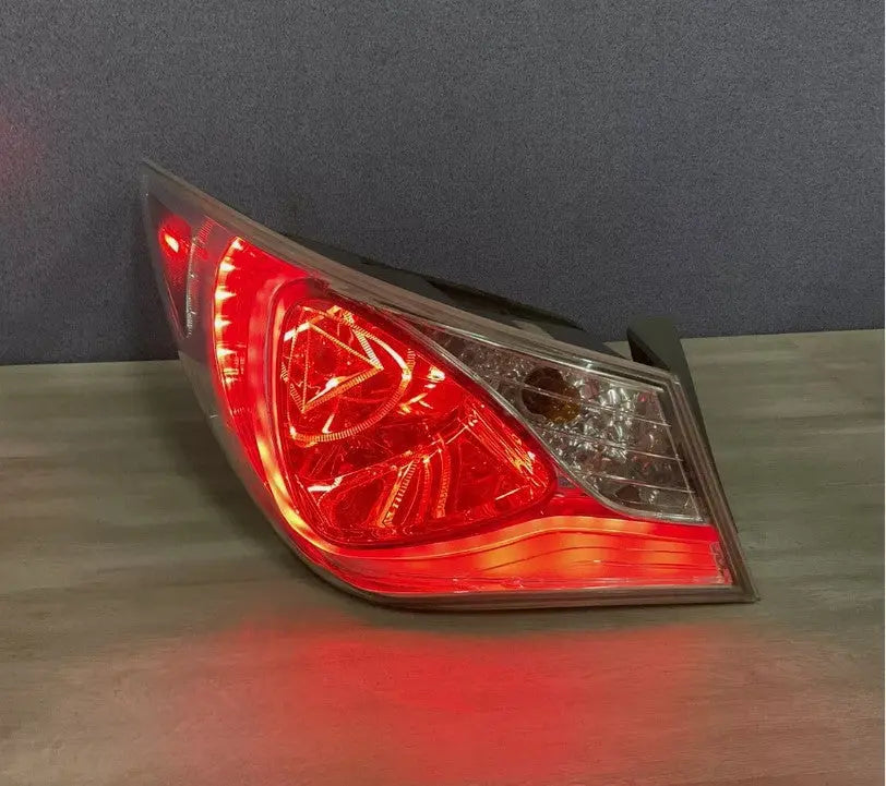 Hyundai Sonata 2011-2014 Hybrid OEM Left Driver Side Rear Tail Light - Used