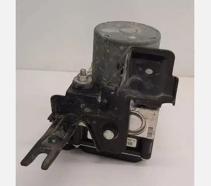 2009-2010 Nissan Cube AT CVT ABS Anti-Lock Brake Actuator And Pump Assembly OEM - Used - Photo 3