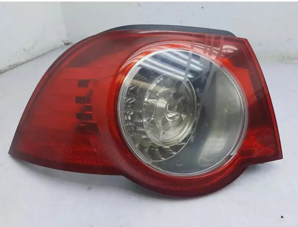 Driver Left Tail Light Quarter Panel Mounted Fits 07-11 Volkswagen EOS - Used OEM Auto Part - Photo 3