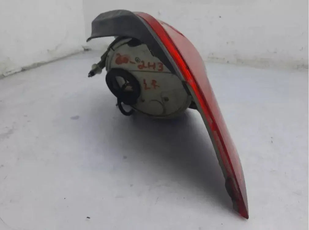 Driver Left Tail Light Quarter Panel Mounted Fits 07-11 Volkswagen EOS - Used OEM Auto Part - Photo 2