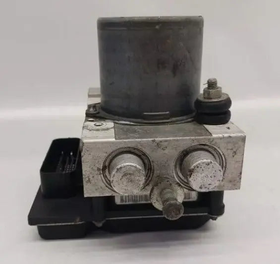 2011-2012 Ford F150 Pickup 4x4 - Abs Anti Lock Brake Pump Assembly BL34-2C405-B - Used OEM Auto Part - Photo 2