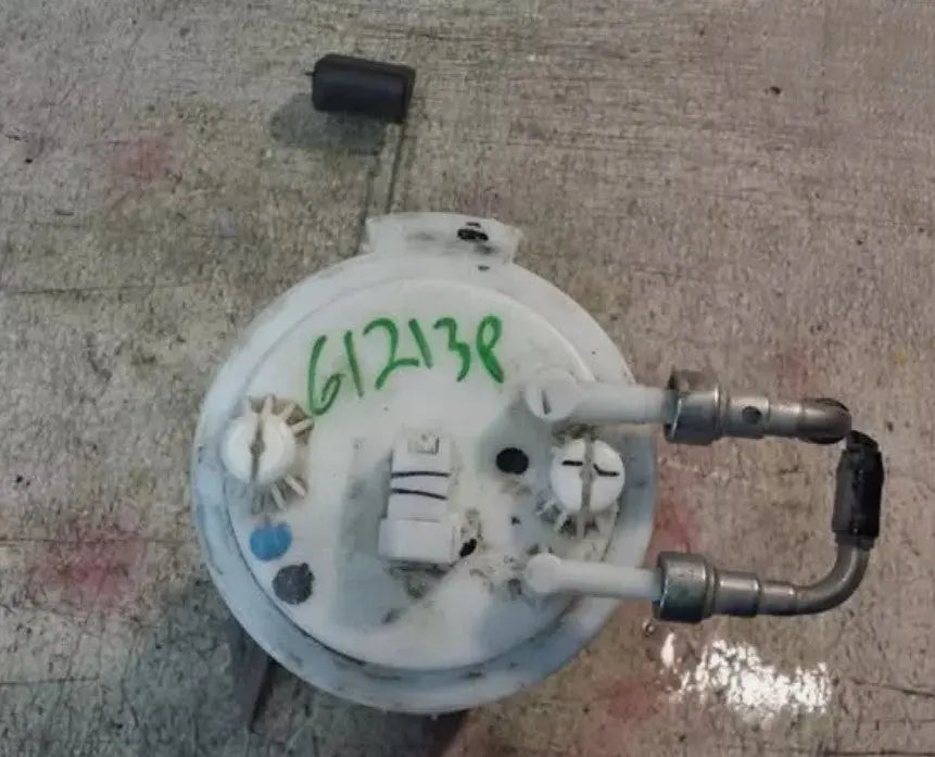 Fuel Pump Assembly Fits 2004-2006 Cadillac SRX WARRANTY - Used OEM Auto Part - Photo 3